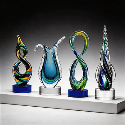 Thiết kế cúp thủy tinh độc đáo